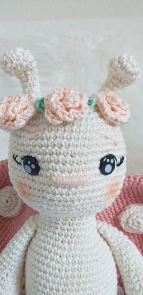 Borboleta Flor Amigurumi Personalizada