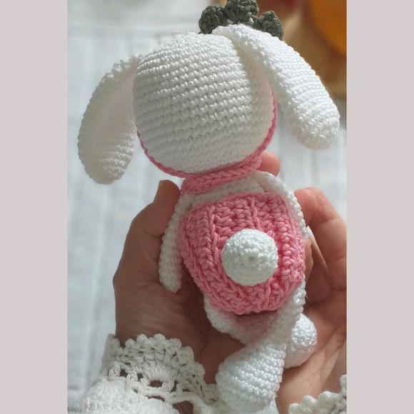 Coelha Pepita Amigurumi Personalizada