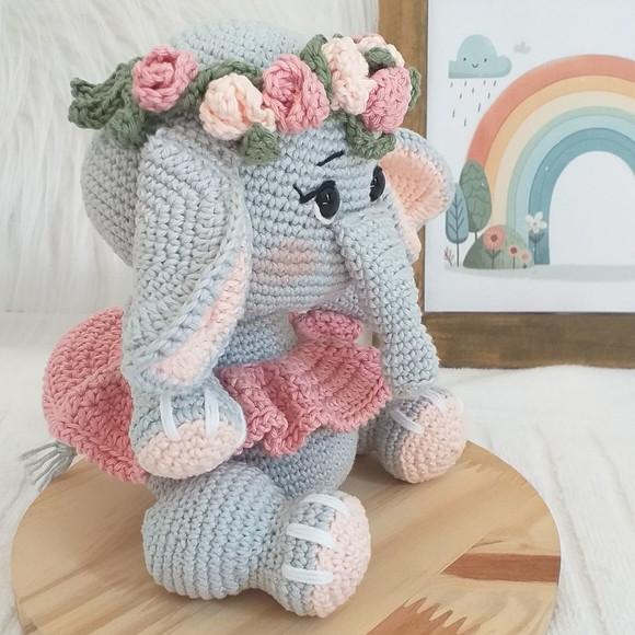 Elefanta Abigail Amigurumi Personalizada