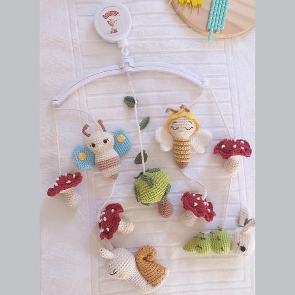 Móbile de Berço Amigurumi Personalizado Jardim