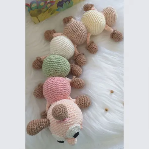 Bicho Sensorial Amigurumi para Bebês com Chocalho e Buzina