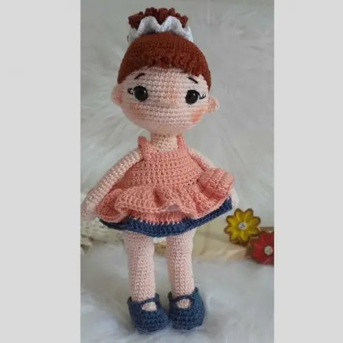 Boneca Agnes Amigurumi Personalizada