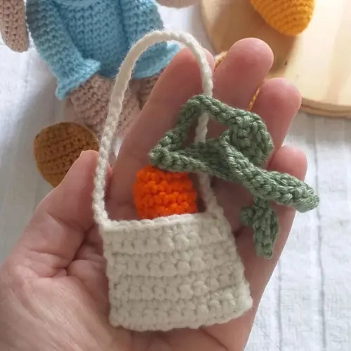 Coelho Amigurumi Personalizado