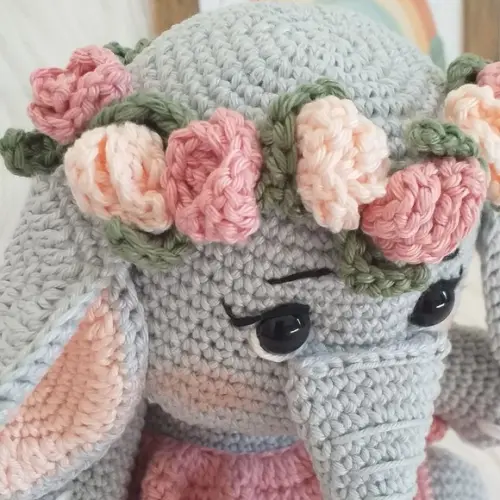 Elefanta Abigail Amigurumi Personalizada
