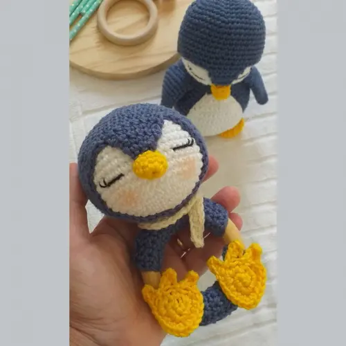 Kit Amigurumi Pinguim e Chocalho Personalizados