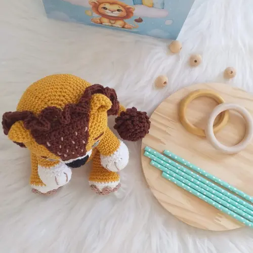 Leão Amigurumi Personalizado
