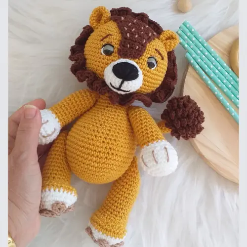 Leão Amigurumi Personalizado