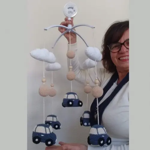 Móbile de Berço Amigurumi Personalizado Carrinhos