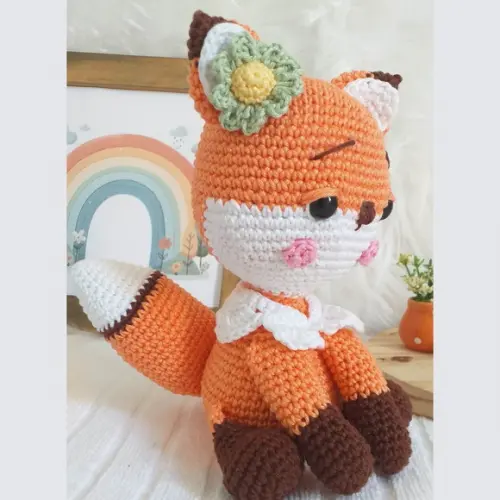 Raposa Amigurumi Personalizada