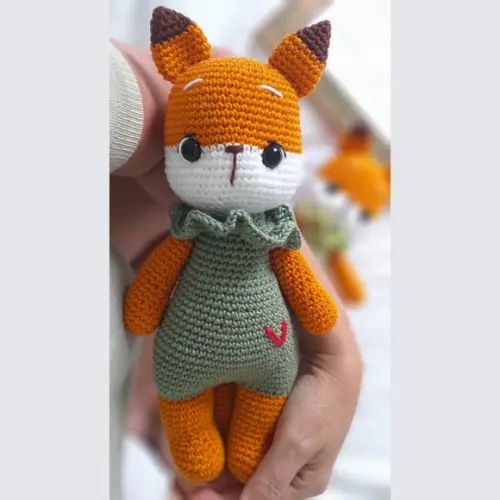 Raposa Nestor Amigurumi Personalizada
