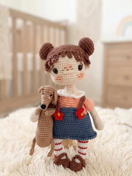 Boneca Zefa e Cachorrinho Bené Amigurumi