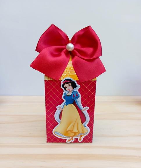 Caixa Milk Branca de Neve Personalizada