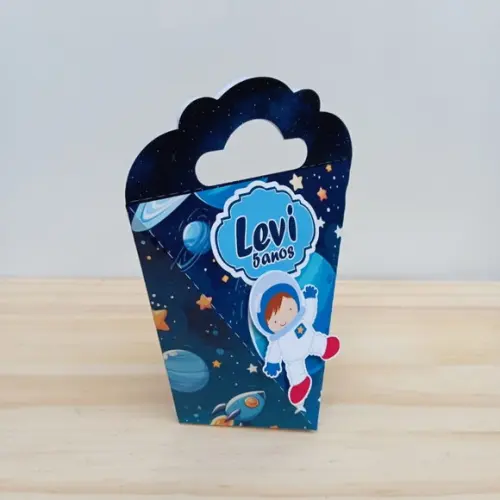 Caixa Coração Astronalta Personalizada