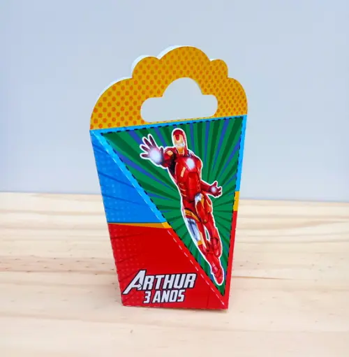 Caixa Coração Vingadores Personalizada