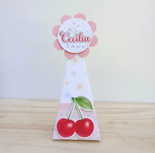 Caixa Pirâmide Cerejinha Personalizada