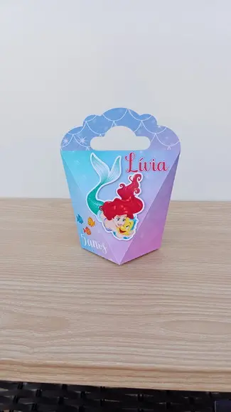 Lembrancinha Ariel Caixa Coração Personalizada