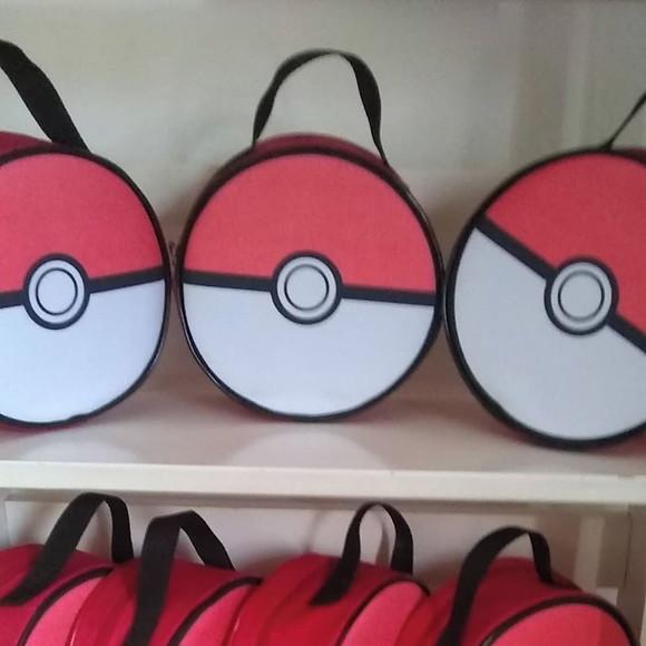 Bolsa Redonda Pokebola 19x19x7