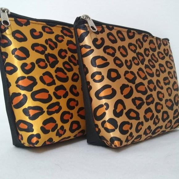 Necessaire Oncinha 21x17