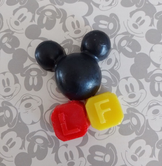 Cabeça do Mickey/minnie com Duas Letras