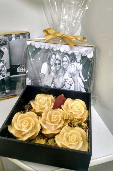 Caixa Mdf com fotos e sabonetes