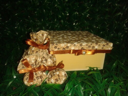 Caixa de Mdf com saches