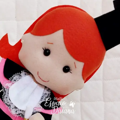 Boneca Formanda em Feltro / Boneca Personalizada / Boneca Formatu