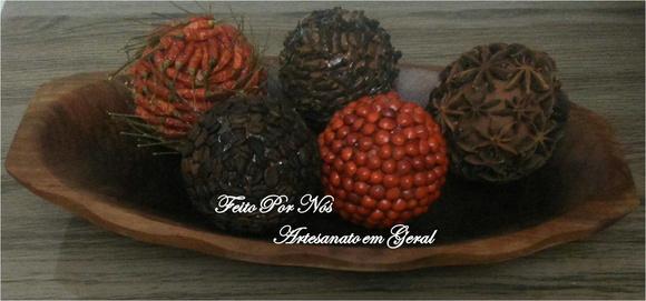 Bolas Decorativas de Especiarias/Grãos