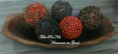 Bolas Decorativas de Especiarias/Grãos
