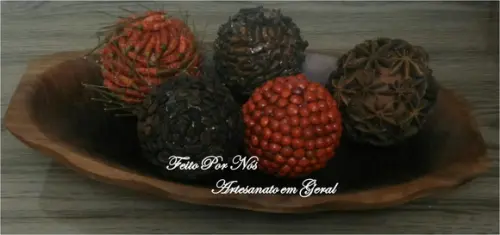 Bolas Decorativas de Especiarias/Grãos