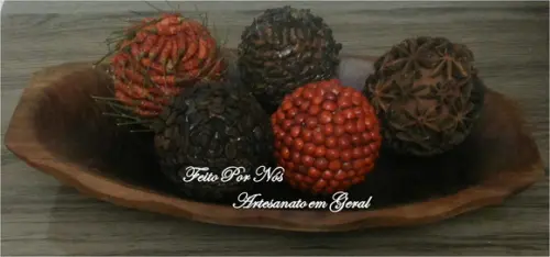 Bolas Decorativas de Especiarias/Grãos