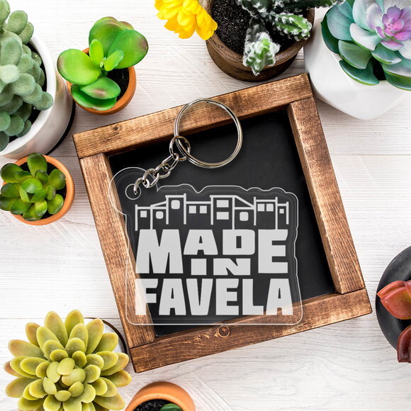 Chaveiro e Lembrancinha Made In Favela