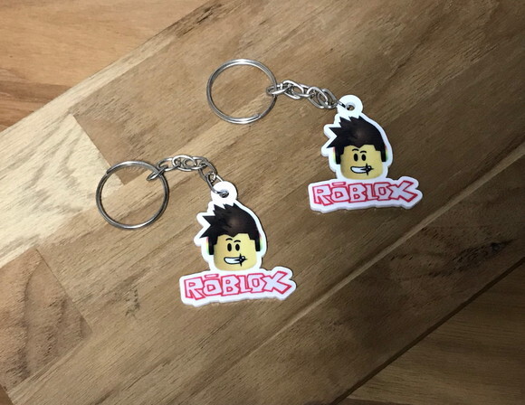 Chaveiros e Lembrancinhas Roblox Raglan