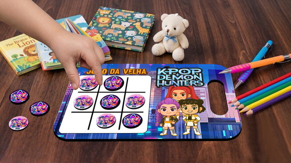 Lembrancinha Jogo da Velha e Lousa Guerreiras K Pop