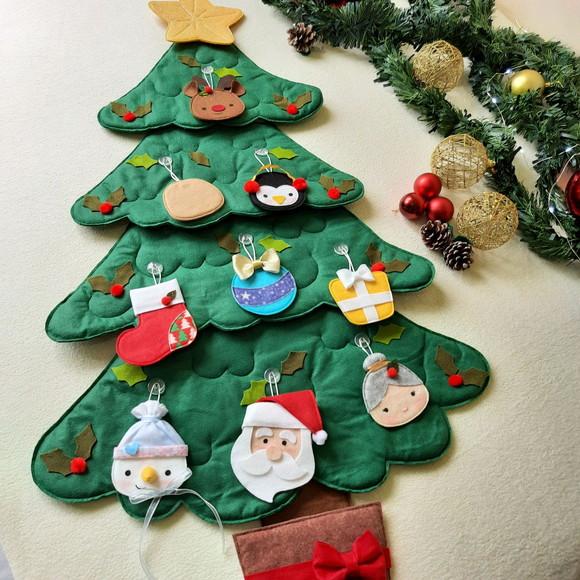 Árvore de Natal Montessoriana Interativa