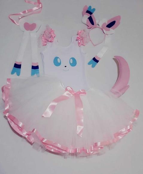 Fantasia Pokémon Sylveon Completa