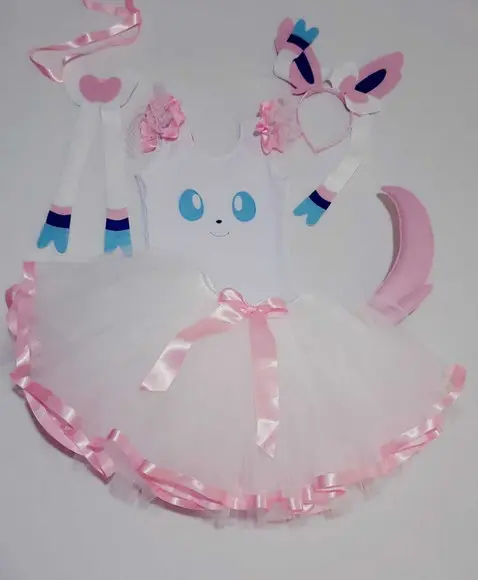 Fantasia Pokémon Sylveon Completa