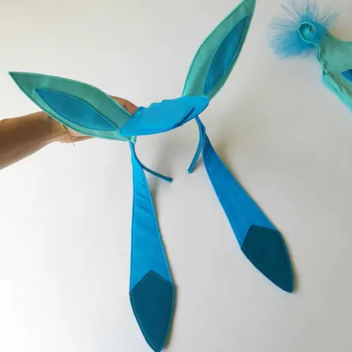 Tiara Pokémon Glaceon