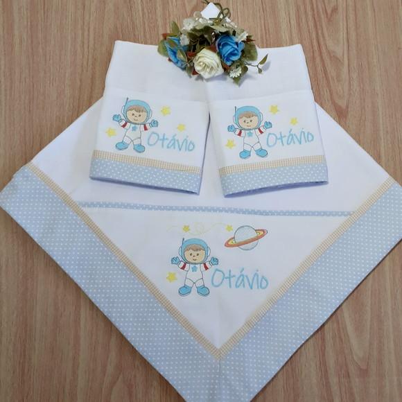 Cueiro Flanelado e Fralda Boca Personalizado Astronauta Azul