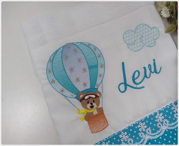 Fralda Passeio Personalizada Ursinho no Balão