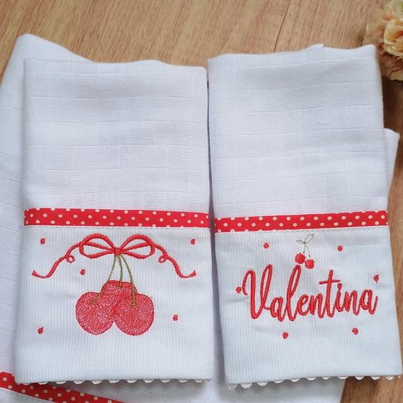 Fraldas de Boca Personalizada Cerejinha Vermelho Nome