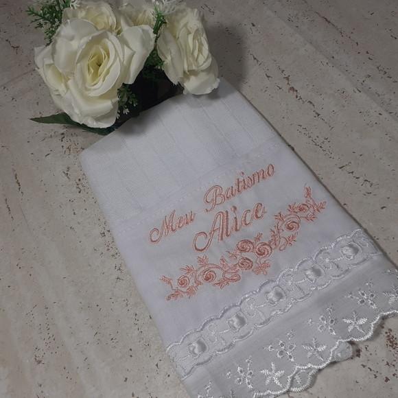 Fraldinha Bordada para Batizado com Nome Bebê