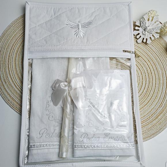 Kit Batizado Personalizado Toalha, Fralda, Vela e Embalagem