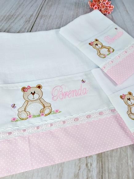 Kit Fralda Bordada e Personalizadas Ursinha Rosa Enxoval