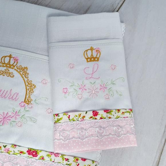 Kit Fralda Bordadas e Personalizadas Flores Rosa Menina
