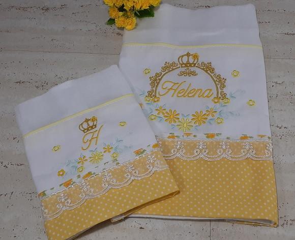 Kit Fralda de Ombro e Fraldinha de Boca Bordado Amarelo