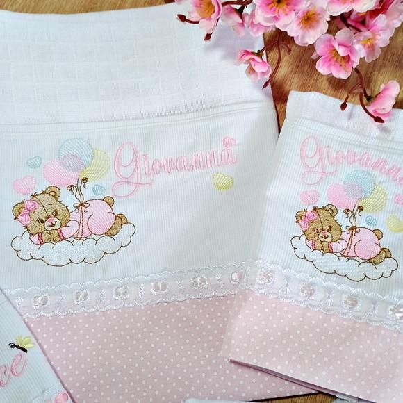 Kit Fraldas Bordadas e Personalizadas Ursinha Menina Rosa