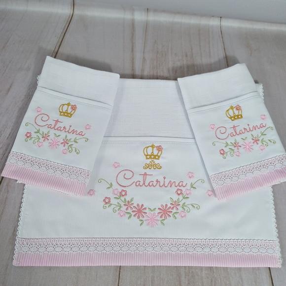 Kit Fraldas Personalizadas Bordado Floral Princesa Delicada