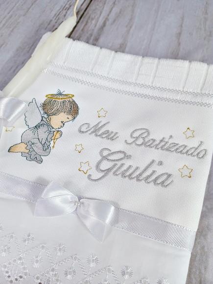Kit Toalha Batismo Anjinho e Nome e Vela Decorada Menina
