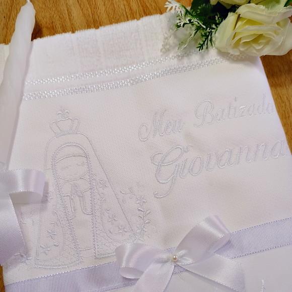 Kit Toalha Batizado Nossa Senhora Aparecida e Vela