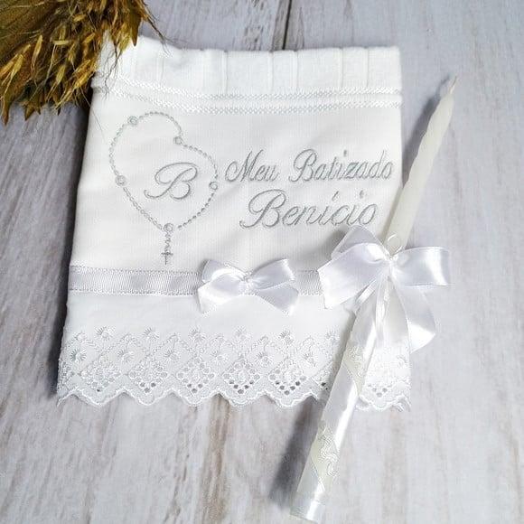 Kit Toalha Batizado Personalizada Terço Cinza e Vela Menino